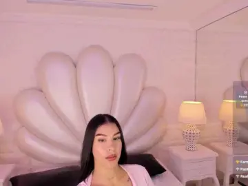 LevahMia1  live sex cam