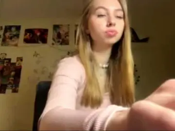 LucreciaSoricelli  live sex cam