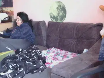 Medjik-lool  live sex cam