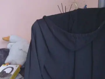 Medjik-lool  live sex cam