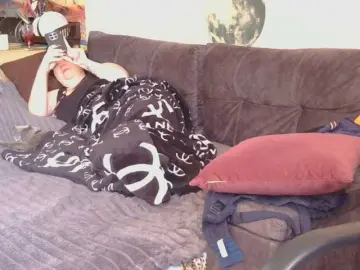 Medjik-lool  live sex cam