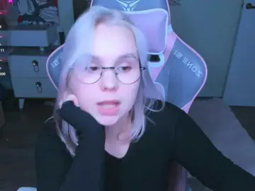 Hellfire-club  live sex cam