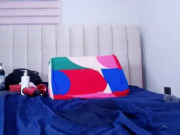 Tinkerbell-  live sex cam