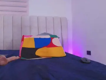 Tinkerbell-  live sex cam