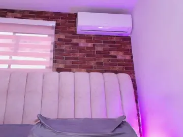 Tinkerbell-  live sex cam