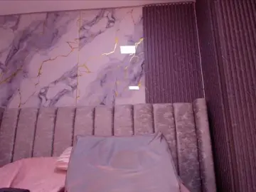 Tinkerbell-  live sex cam
