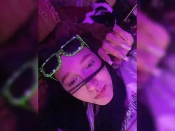 Maya-onelya  live sex cam