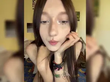 Maya-onelya  live sex cam