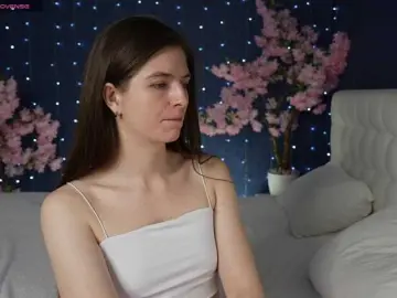 Mirror-Girl  live sex cam