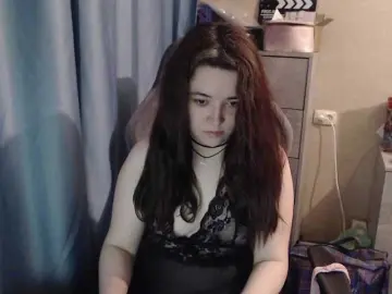 Snezhannaa  live sex cam