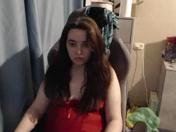Snezhannaa  live sex cam