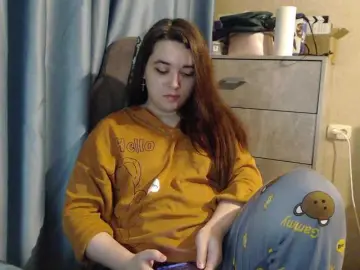 Snezhannaa  live sex cam