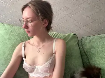 Rinvega  live sex cam