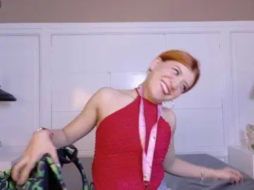 Amber-Foxx  live sex cam