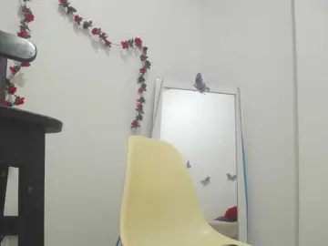 Horny-wife  live sex cam