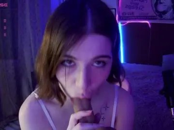 ShanelManro  live sex cam