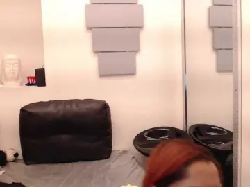 Evatwiss  live sex cam