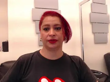 Evatwiss  live sex cam