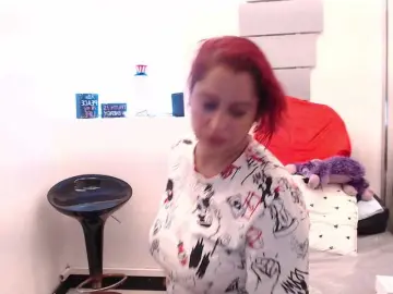 Evatwiss  live sex cam
