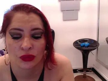 Evatwiss  live sex cam