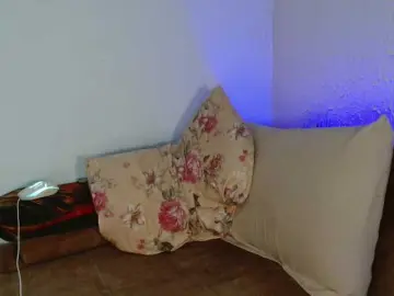 Myamillor  live sex cam