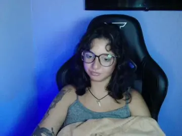 Myamillor  live sex cam