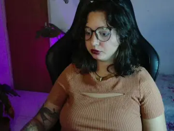 Myamillor  live sex cam