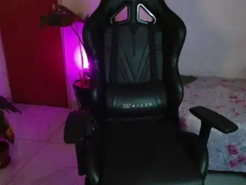 Myamillor  live sex cam