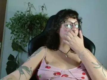 Myamillor  live sex cam