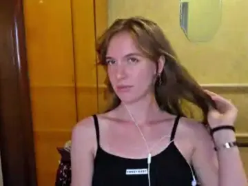 CharissePopowski  live sex cam