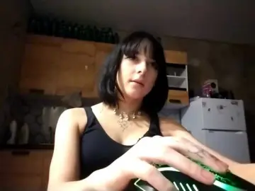 FreidaKozubal  live sex cam