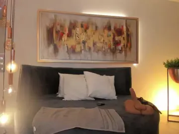 GiaFerrara  live sex cam