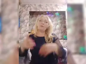 LizSage  live sex cam