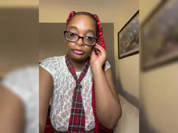 RavenStar  live sex cam