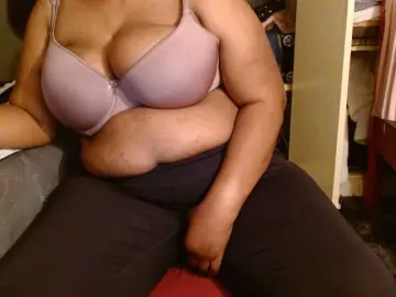 Sexiemama  live sex cam