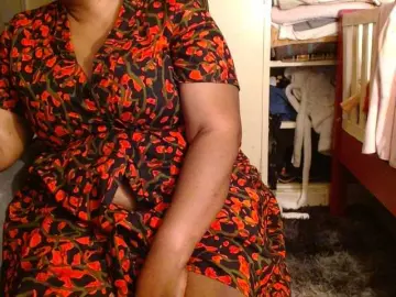 Sexiemama  live sex cam