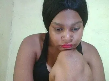 Triida  live sex cam