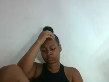 Triida  live sex cam