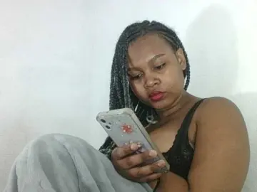 Triida  live sex cam
