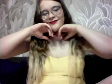 VikiMeow  live sex cam