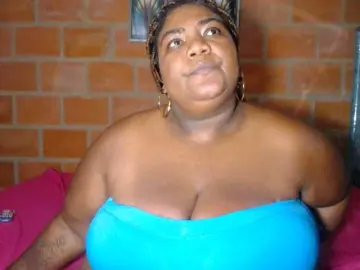 Bustyboobsxxll  live sex cam