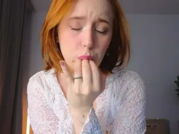 Callyess  live sex cam