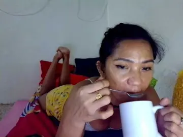 Jennahshampoo  live sex cam
