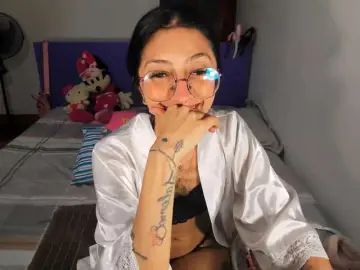 Anaislux  live sex cam