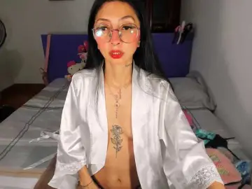 Anaislux  live sex cam