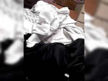 Babyjk1283  live sex cam