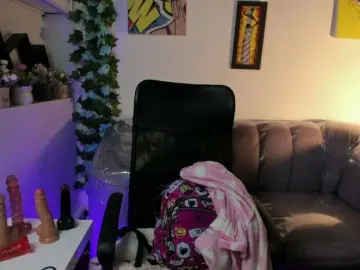 CelesteNaugthy  live sex cam