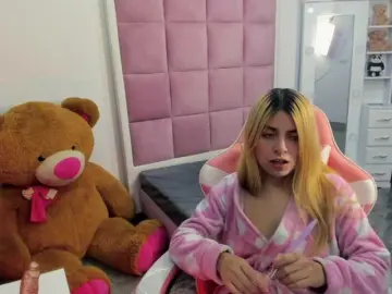 CelesteNaugthy  live sex cam