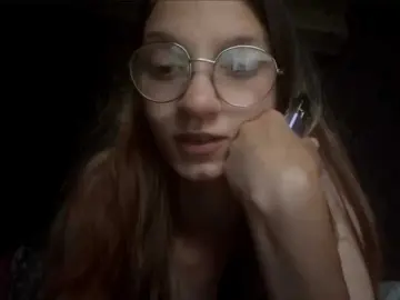 Evacrazys  live sex cam