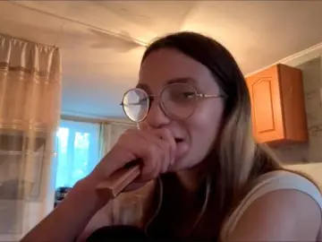 Evacrazys  live sex cam